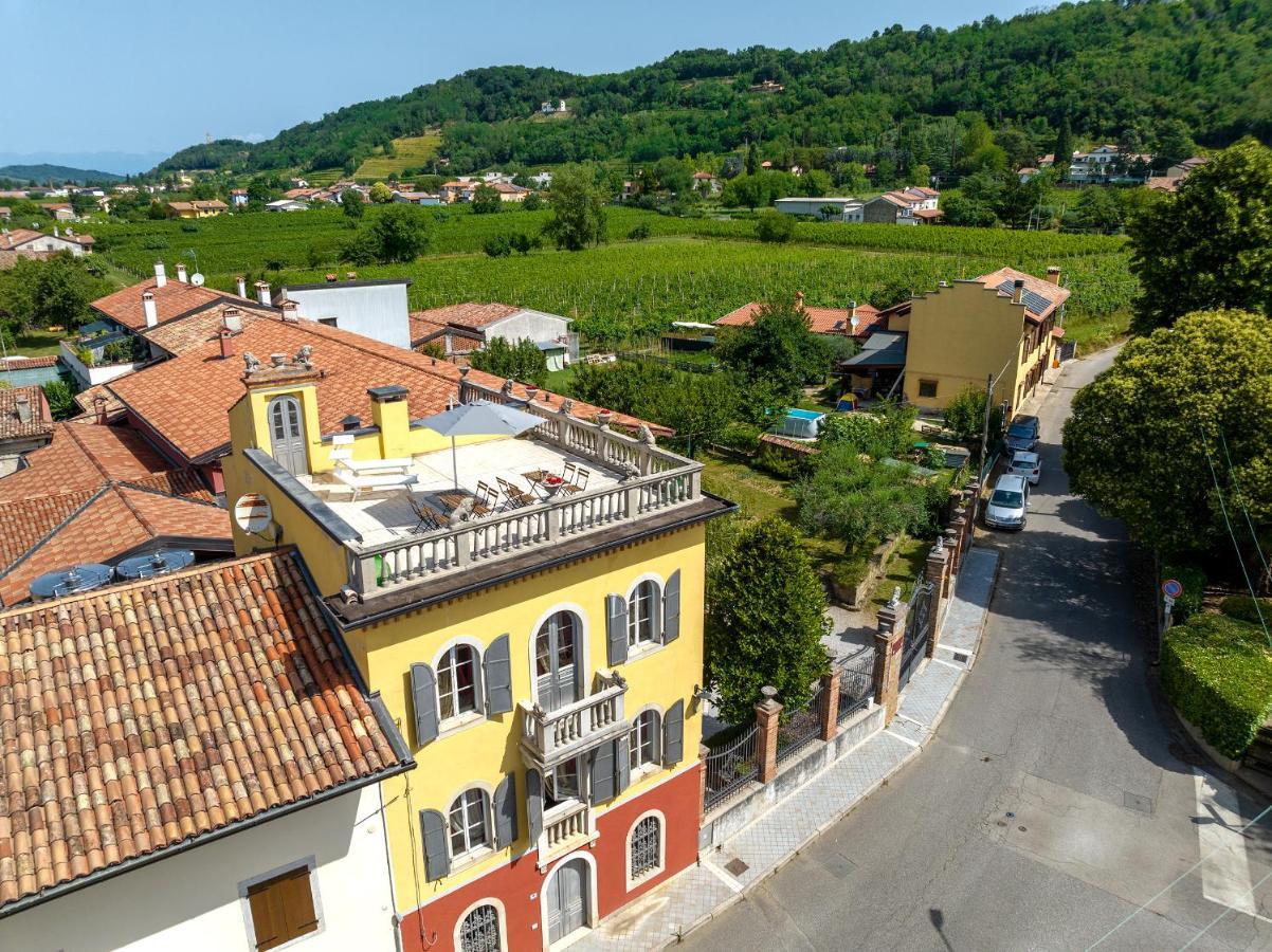 Villa Beatrice 1836 科蒙斯 外观 照片