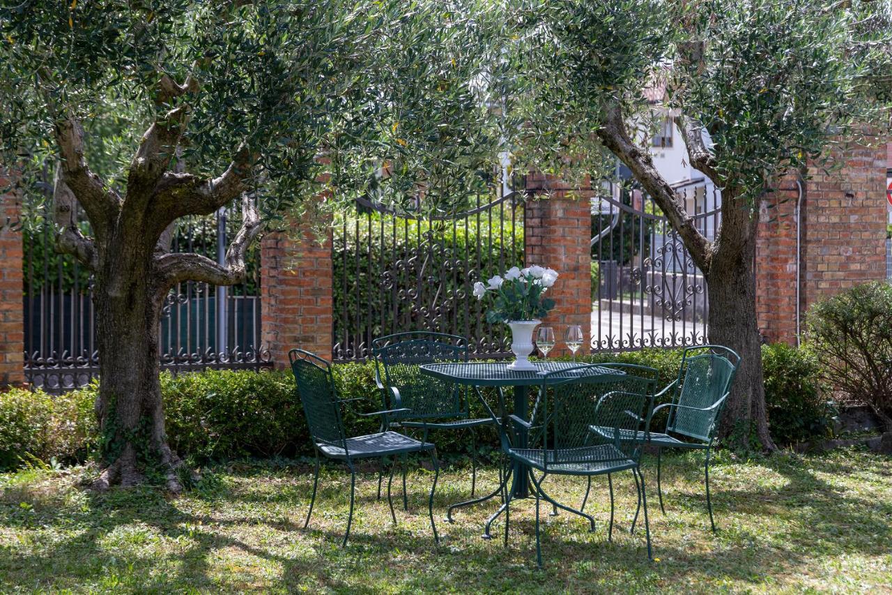 Villa Beatrice 1836 科蒙斯 外观 照片